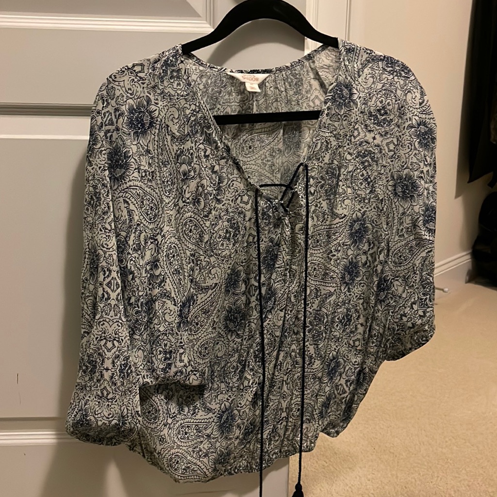 Sun & Shadow Paisley Top